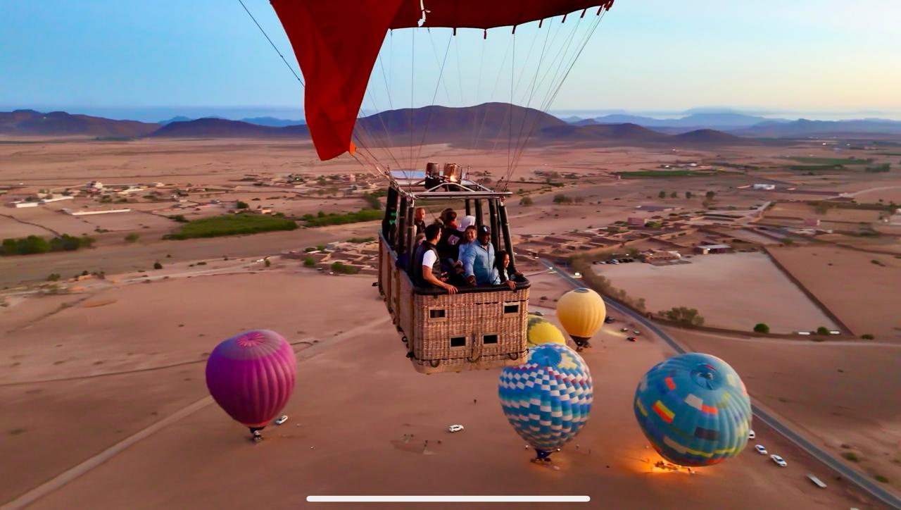 Deluxe Hot Air Balloon Basket Over Marrakech at Sunrise